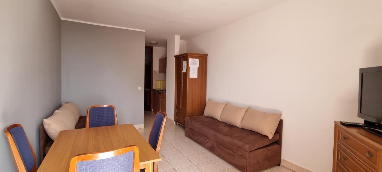 Idila Sea Front Apartments Medolino Esterno foto