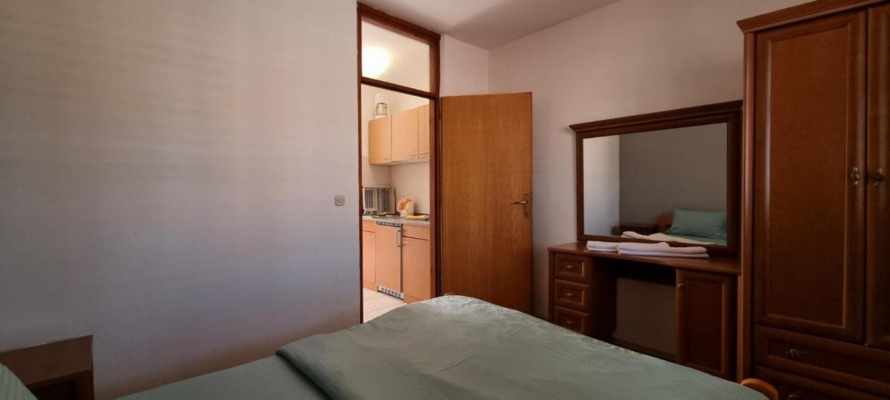 Idila Sea Front Apartments Medolino Esterno foto