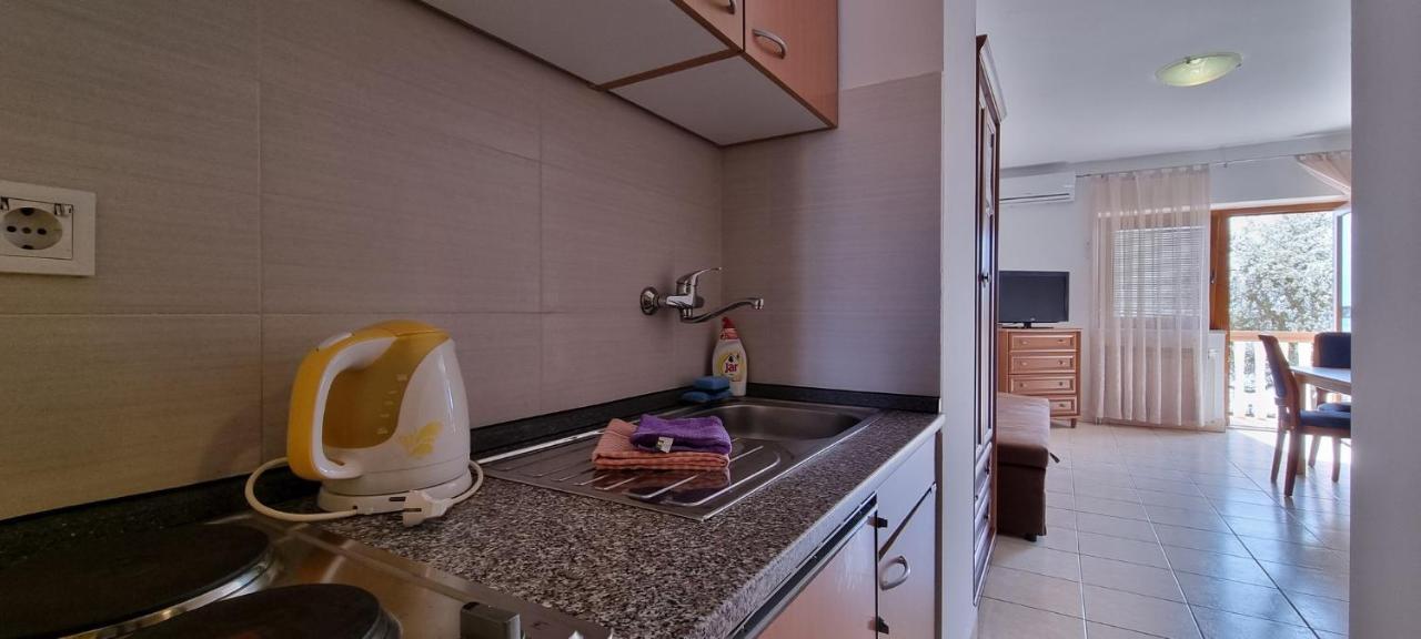Idila Sea Front Apartments Medolino Esterno foto