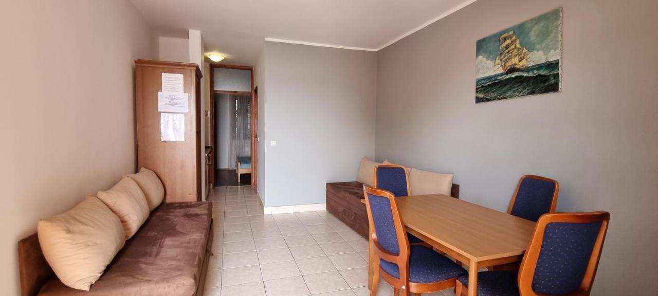 Idila Sea Front Apartments Medolino Esterno foto